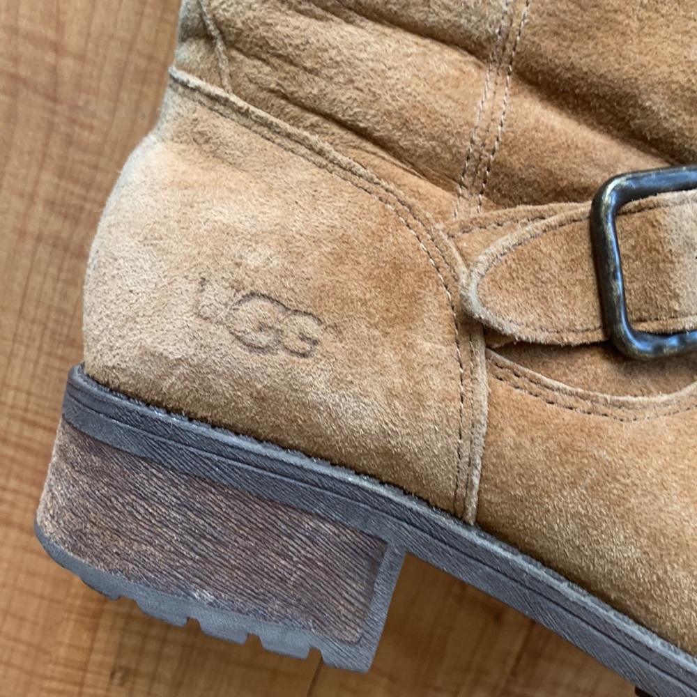 Woman’s Chestnut brown sheepskin lining UGG Boots Size 7 - Picture 4 of 9